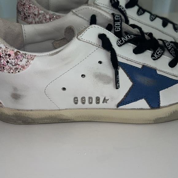 Authentic Golden Goose Super-Stars. Blue star with pink sparkles. Size 37 - Picture 6 of 6